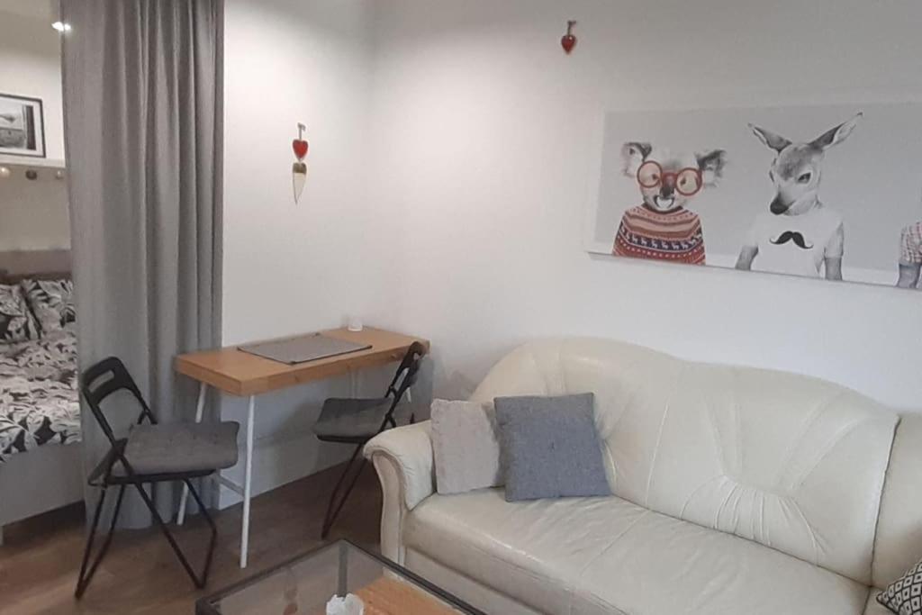 Lemuria Apartament Szkolna centrum Legnica Exterior foto